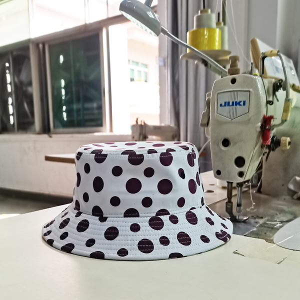 DW21#J  2021 customized trending polka dots hats for kids