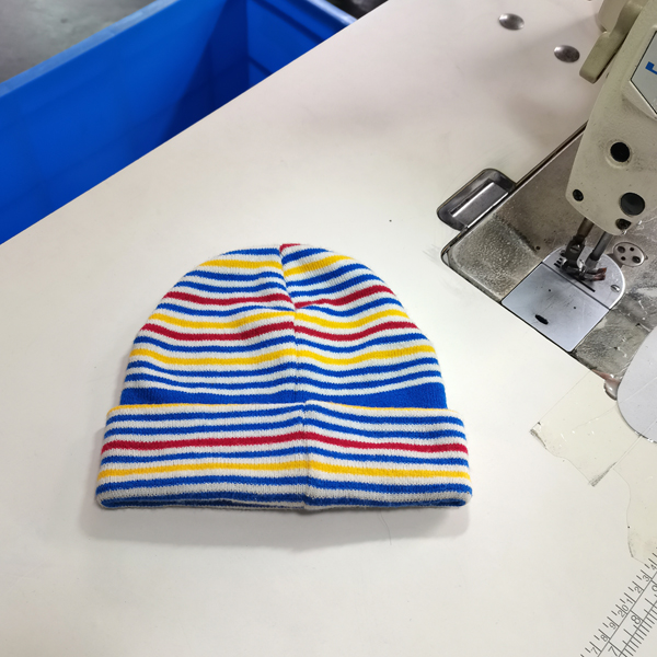 DW21#B  New style stripe beanie hats